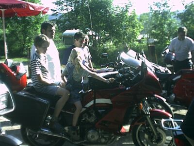 Bild "die XZ-Treffen:2002Nachwuchs.jpg"